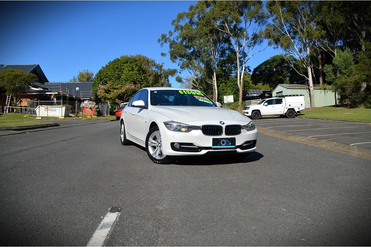 2014 BMW 3 Series 316i Sport Line F30