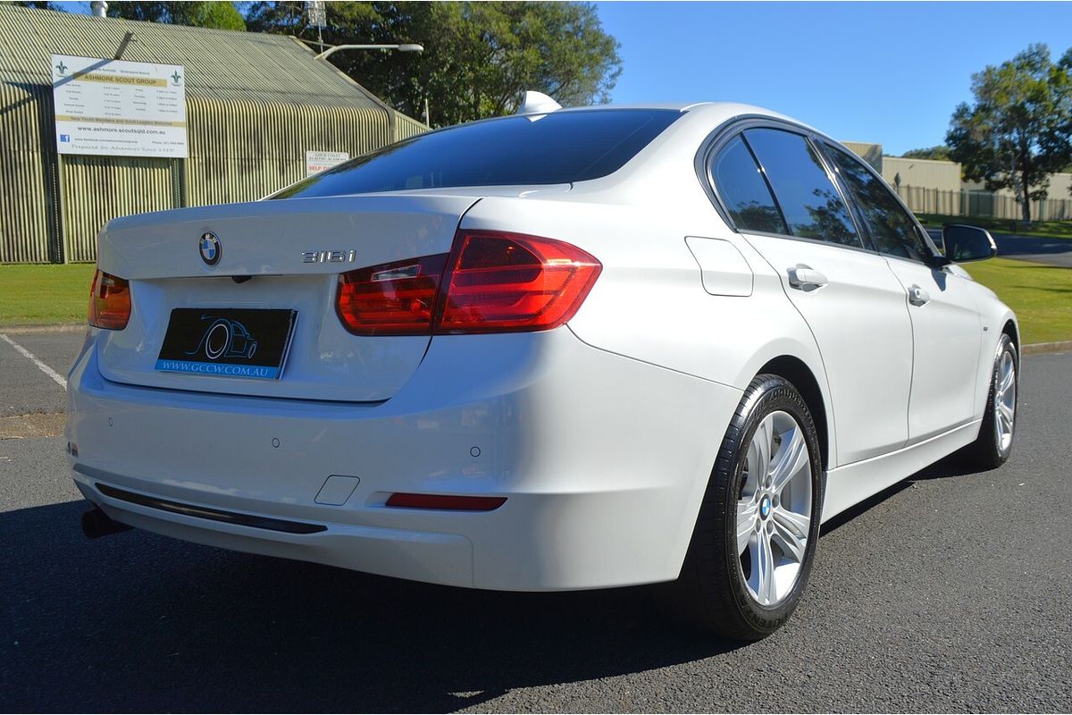 2014 BMW 3 Series 316i Sport Line F30