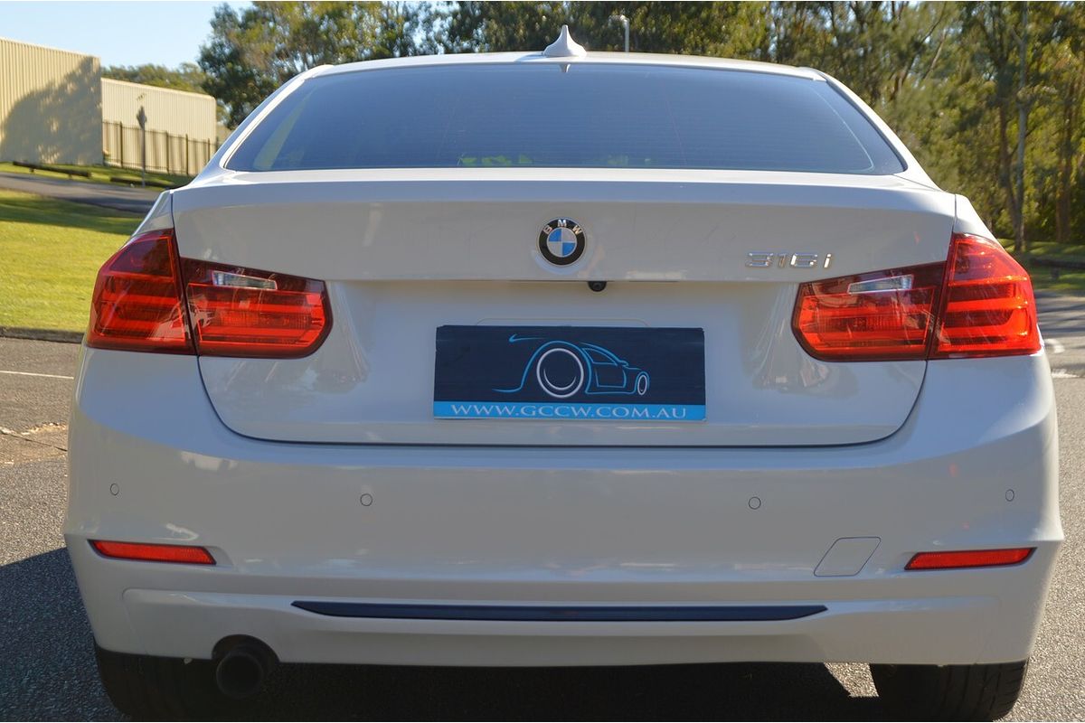 2014 BMW 3 Series 316i Sport Line F30