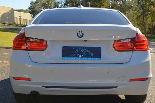 2014 BMW 3 Series 316i Sport Line F30