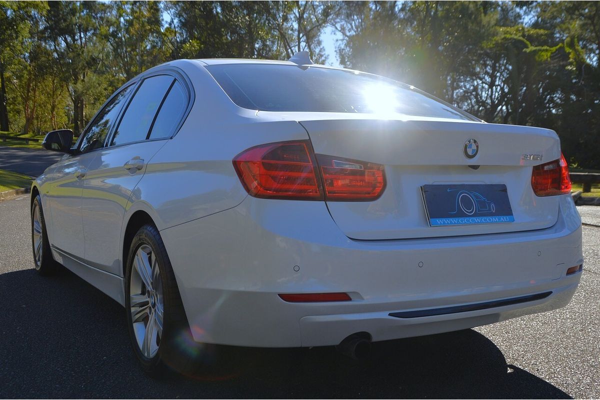 2014 BMW 3 Series 316i Sport Line F30