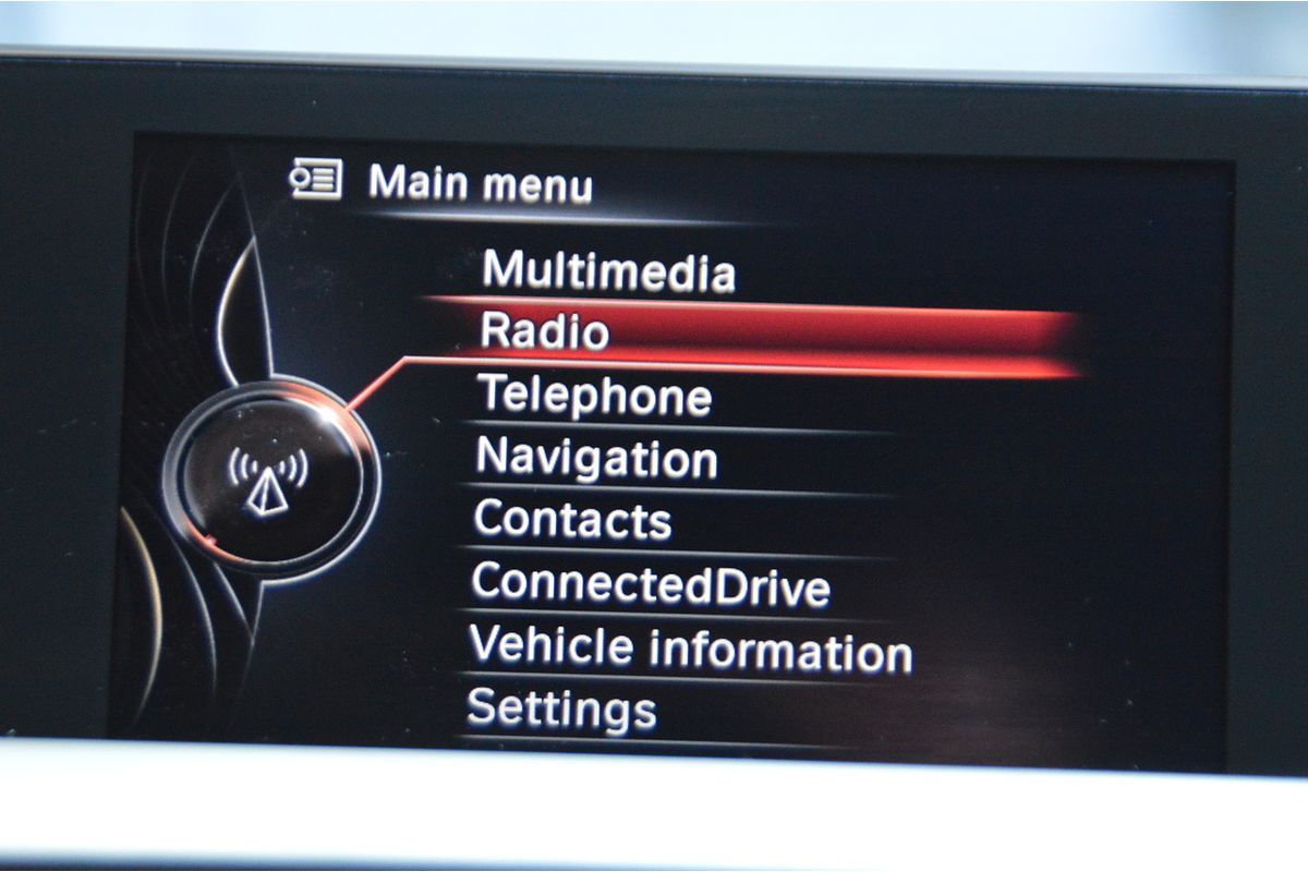 2014 BMW 3 Series 316i Sport Line F30