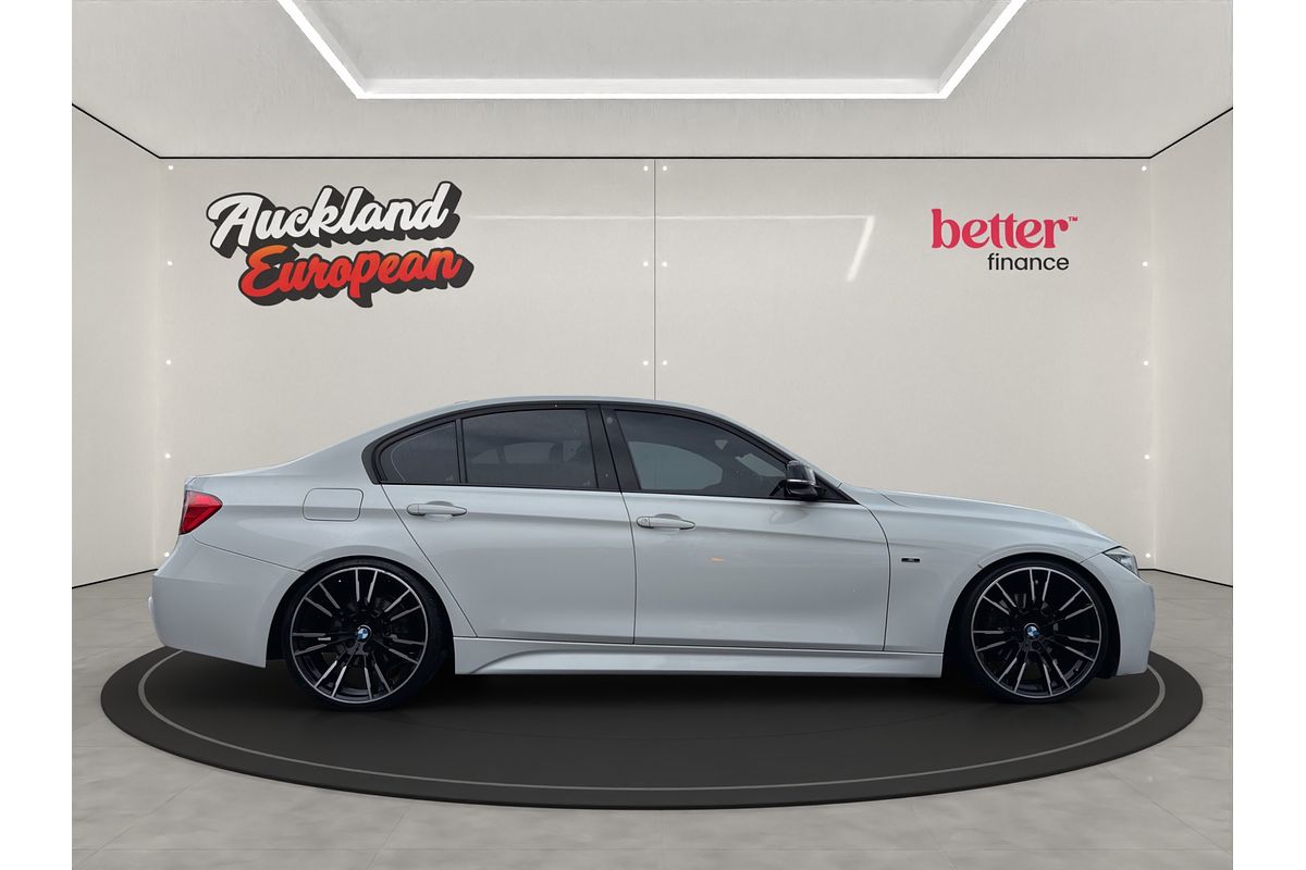 2012 BMW 320I M SPORT TURBO
