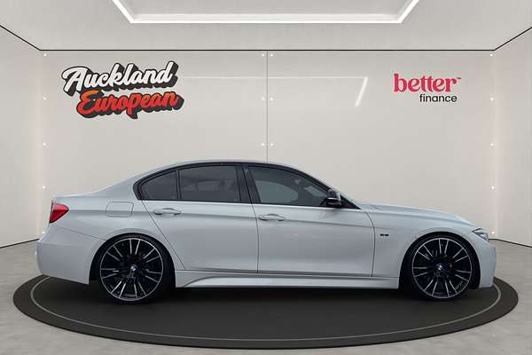 2012 BMW 320I M SPORT TURBO