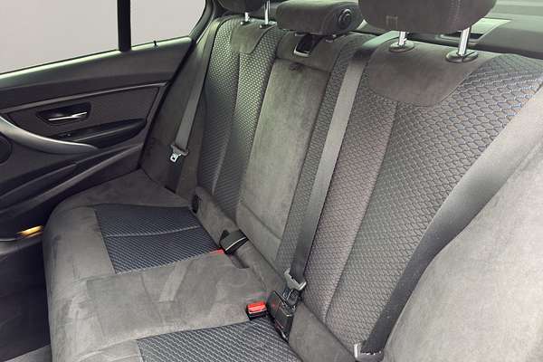 2012 BMW 320I M SPORT TURBO