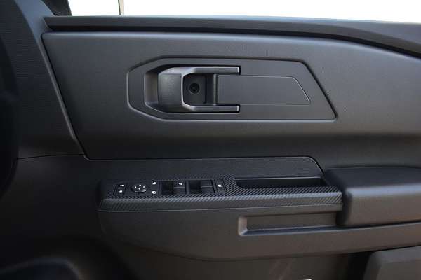 2025 Mitsubishi Triton GLX MV 4X4