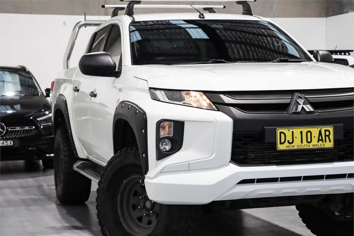 2019 Mitsubishi Triton GLX+ MR 4X4