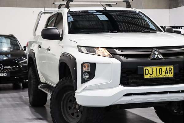 2019 Mitsubishi Triton GLX+ MR 4X4