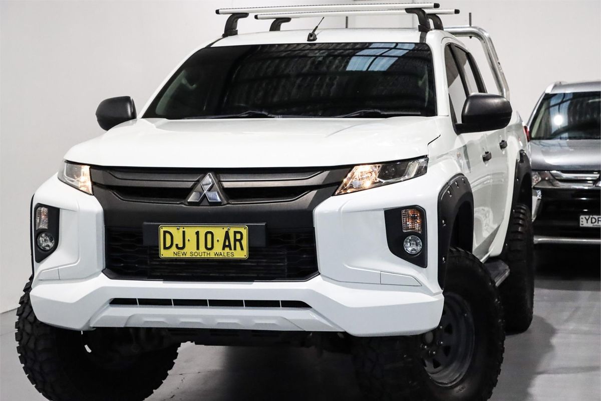 2019 Mitsubishi Triton GLX+ MR 4X4