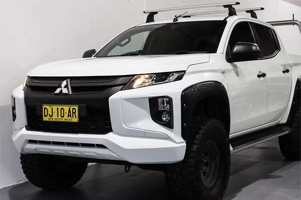 2019 Mitsubishi Triton GLX+ MR 4X4