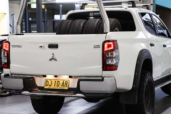 2019 Mitsubishi Triton GLX+ MR 4X4