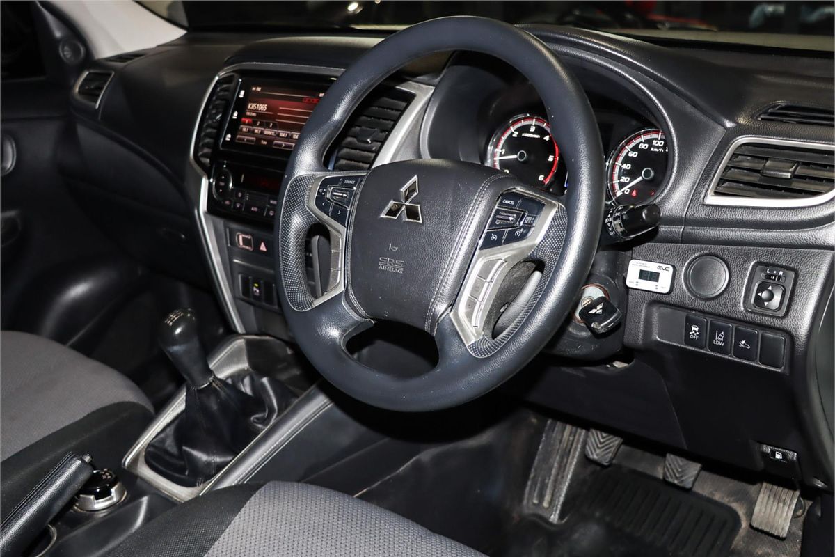 2019 Mitsubishi Triton GLX+ MR 4X4