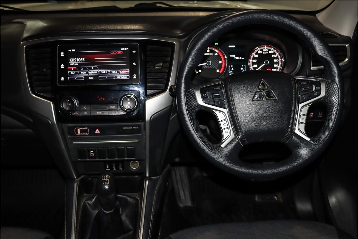 2019 Mitsubishi Triton GLX+ MR 4X4