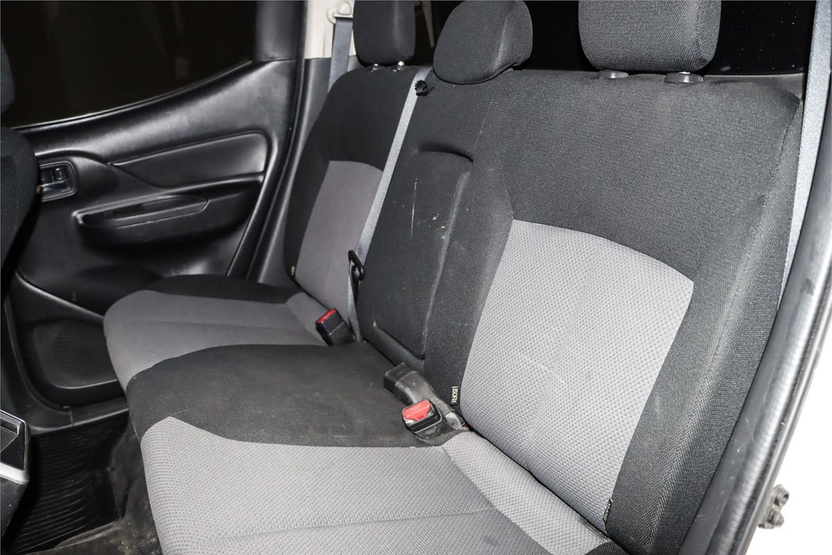 2019 Mitsubishi Triton GLX+ MR 4X4
