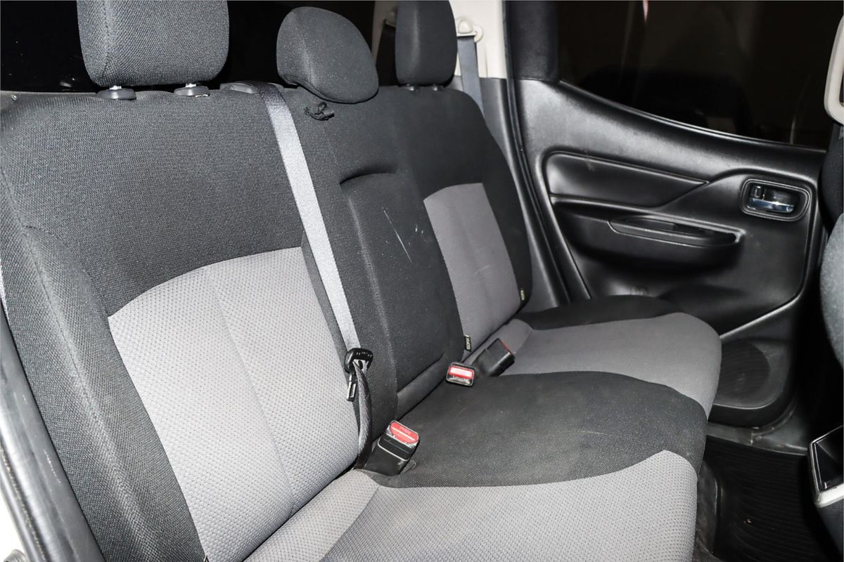 2019 Mitsubishi Triton GLX+ MR 4X4
