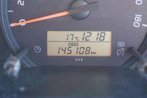 2014 Toyota Hiace Commuter KDH223R