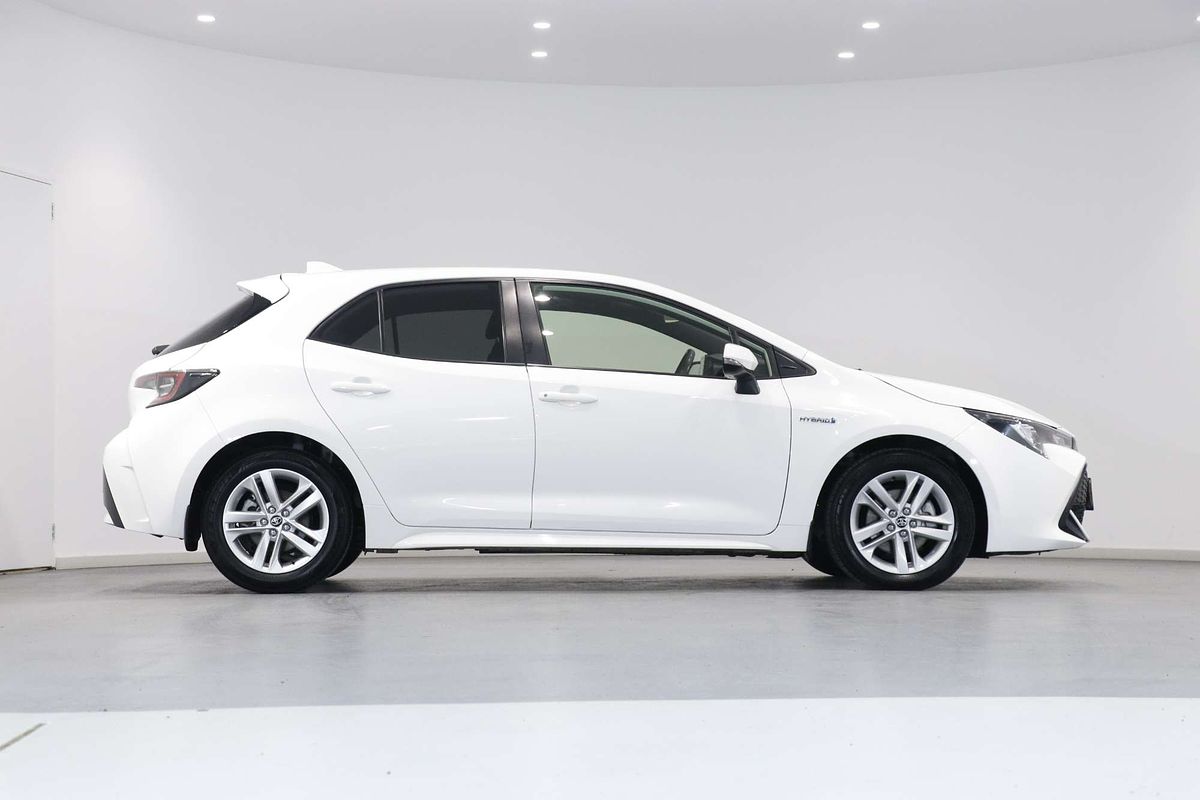 2022 Toyota Corolla Ascent Sport Hybrid ZWE211R