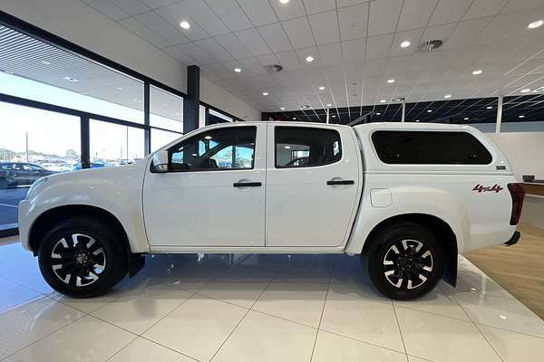 2019 Isuzu D-MAX SX  4X4