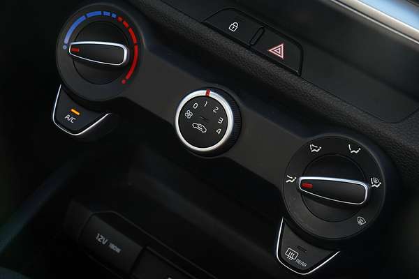 2023 Kia Stonic S YB