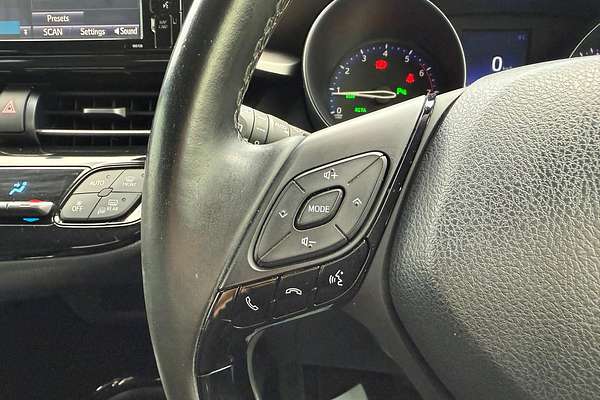 2017 Toyota C-HR Koba NGX10R