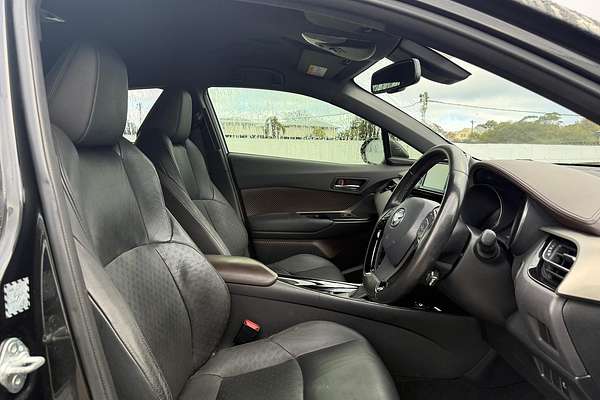 2017 Toyota C-HR Koba NGX10R