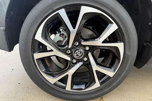 2017 Toyota C-HR Koba NGX10R