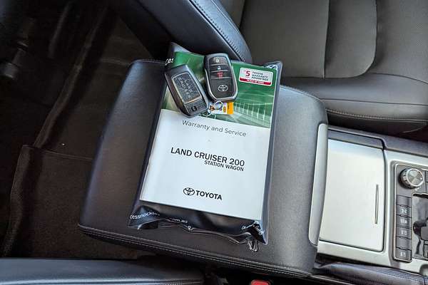 2020 Toyota Landcruiser VX VDJ200R
