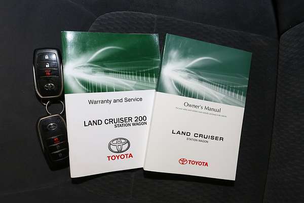 2017 Toyota Landcruiser GXL VDJ200R