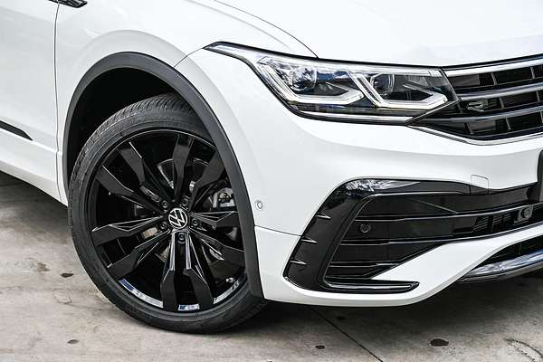 2024 Volkswagen Tiguan Wolfsburg Edition Allspace 5N