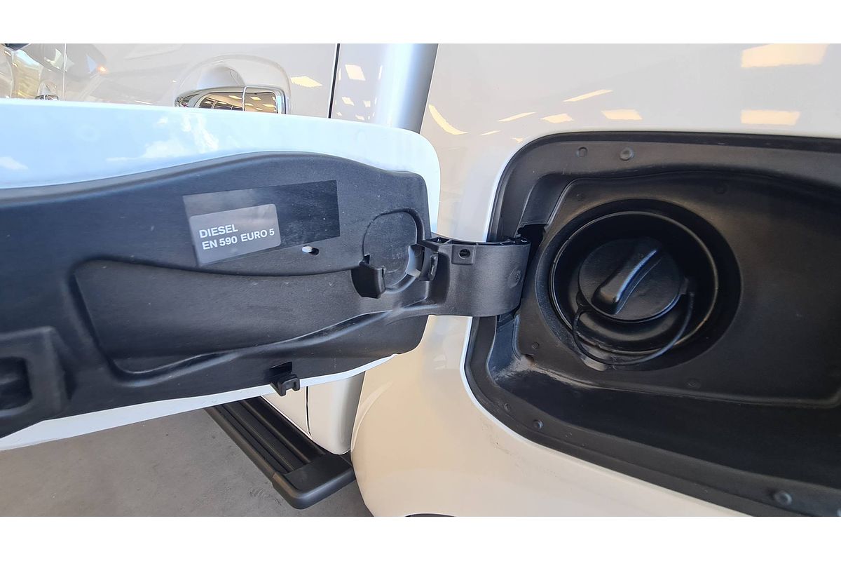 2023 Nissan Navara ST D23 4X4