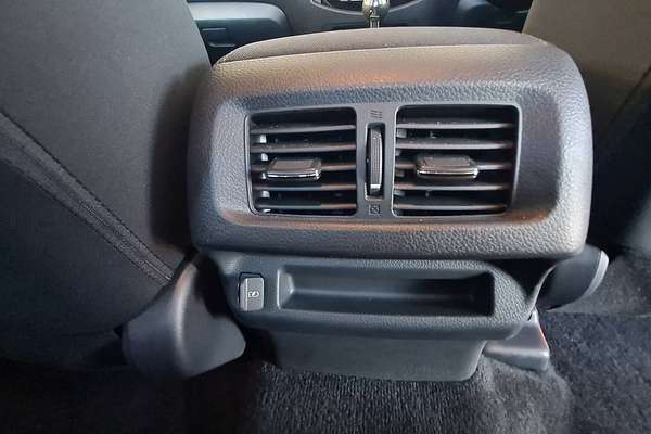 2023 Nissan Navara ST D23 4X4