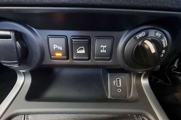 2023 Nissan Navara ST D23 4X4