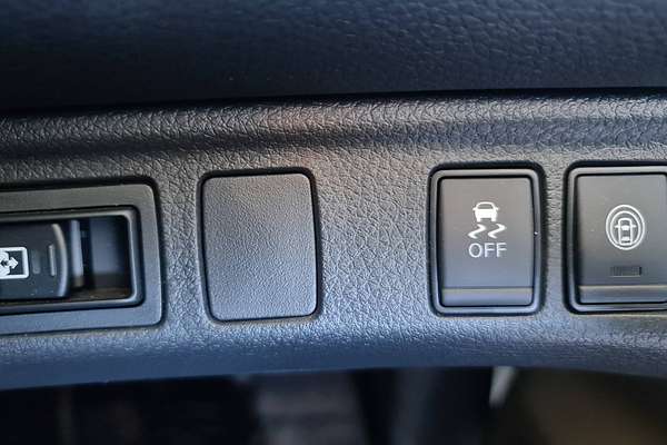 2023 Nissan Navara ST D23 4X4