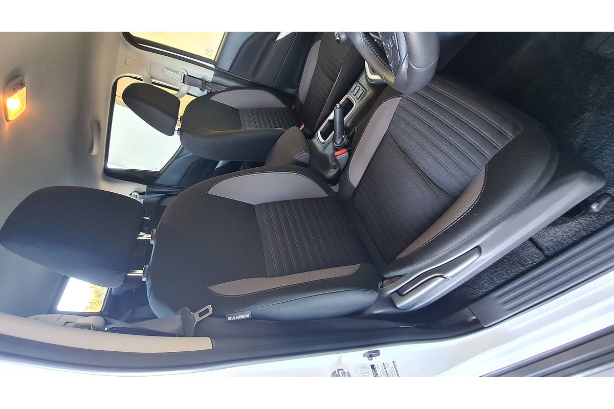 2023 Nissan Navara ST D23 4X4
