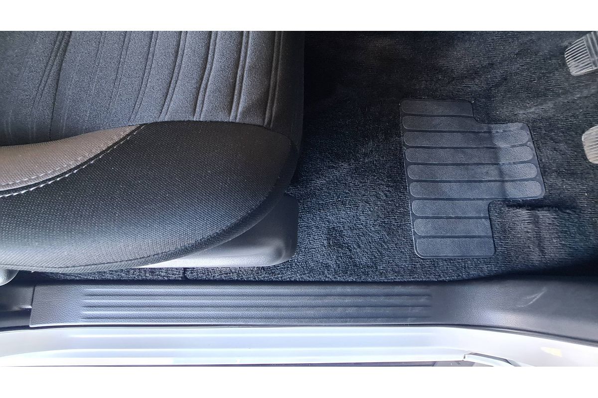 2023 Nissan Navara ST D23 4X4