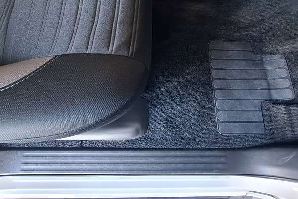 2023 Nissan Navara ST D23 4X4