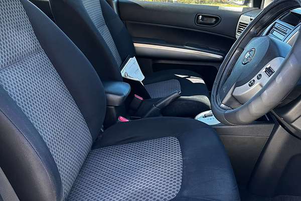 2010 Nissan X-TRAIL ST T31