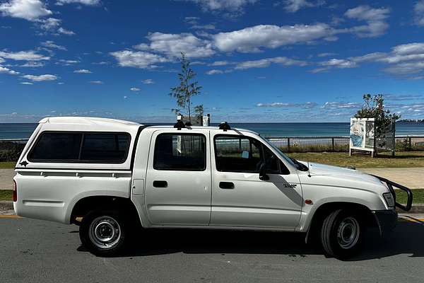 2004 Toyota Hilux RZN149R Rear Wheel Drive