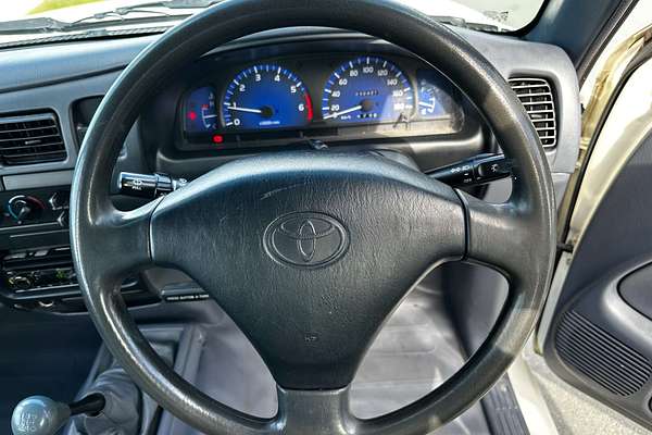 2004 Toyota Hilux RZN149R Rear Wheel Drive