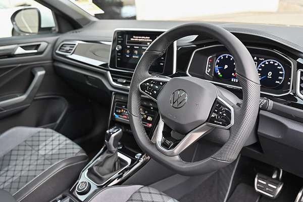2025 Volkswagen T-Roc 140TSI R-Line D11