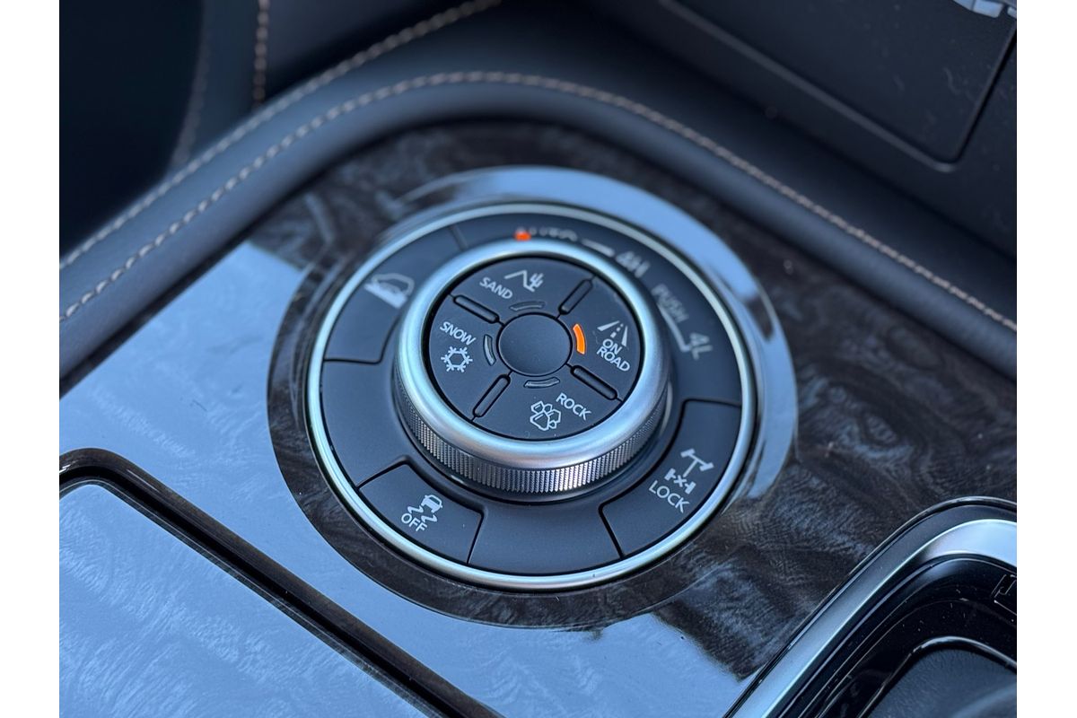 2025 Nissan Patrol Ti Y62