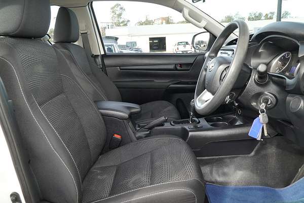 2019 Toyota Hilux SR GUN126R 4X4