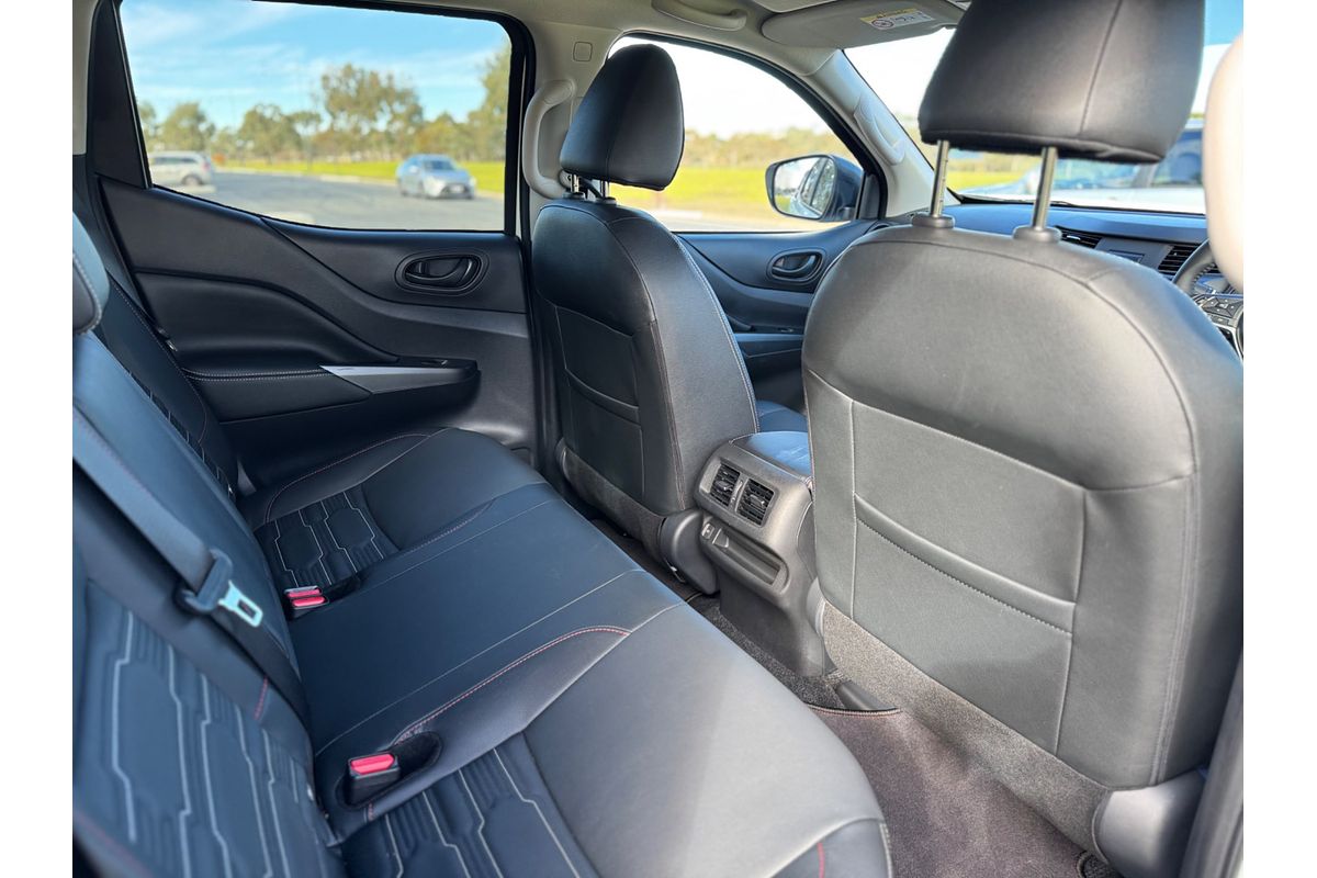 2025 Nissan Navara PRO-4X D23 4X4