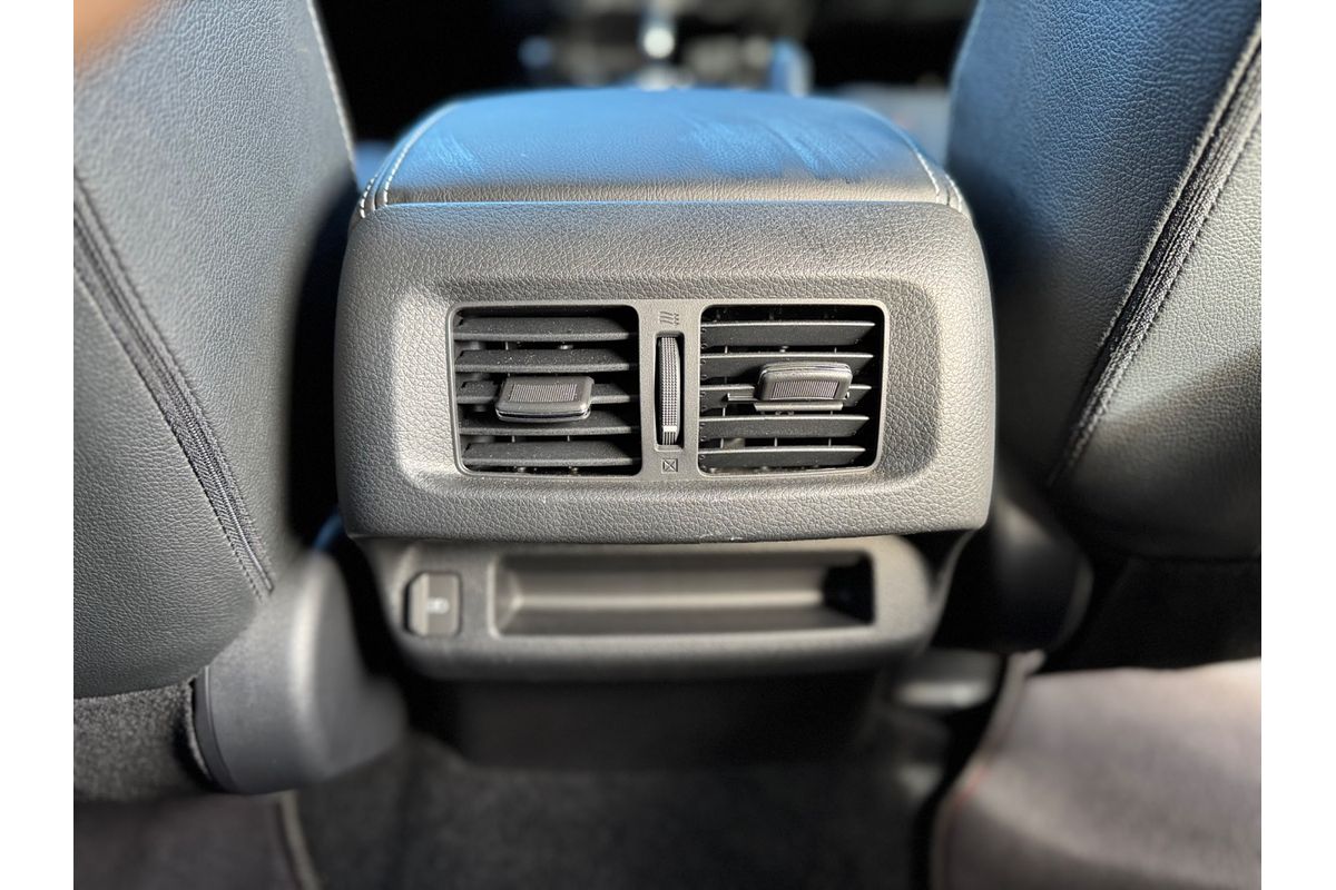 2025 Nissan Navara PRO-4X D23 4X4