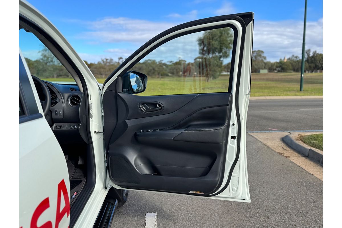 2025 Nissan Navara PRO-4X D23 4X4