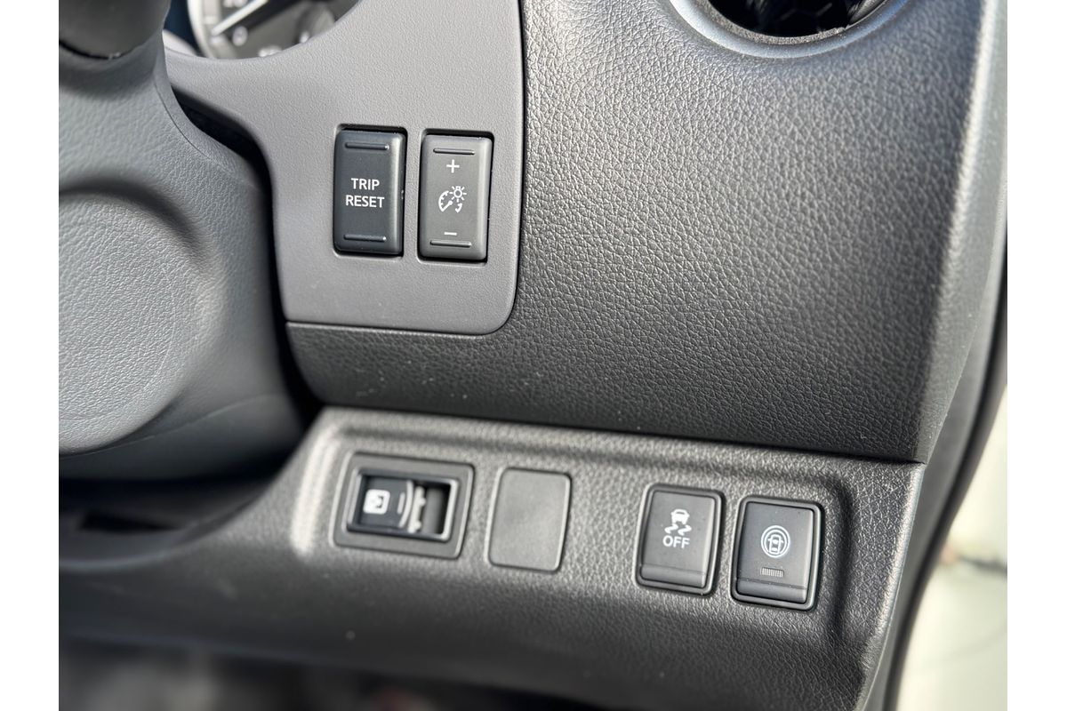 2025 Nissan Navara PRO-4X D23 4X4
