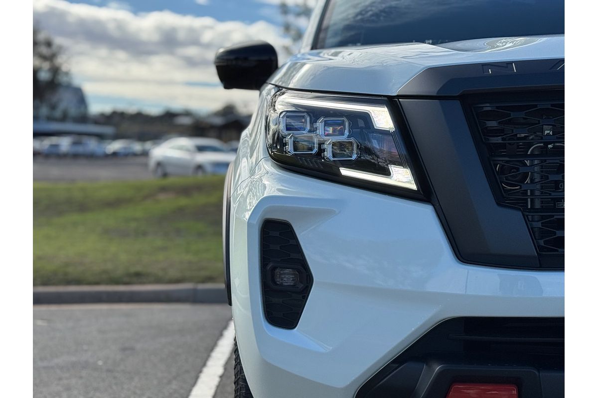 2025 Nissan Navara PRO-4X D23 4X4