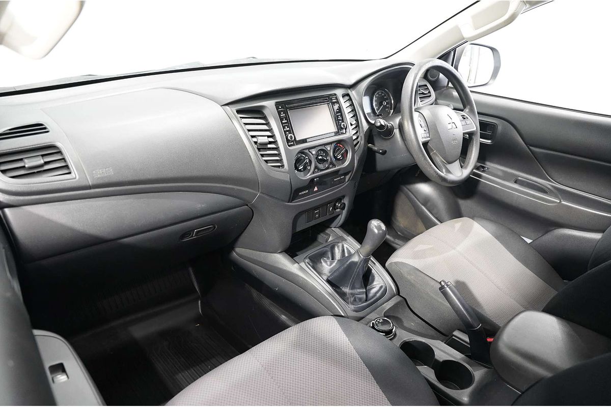 2019 Mitsubishi Triton GLX MR 4X4