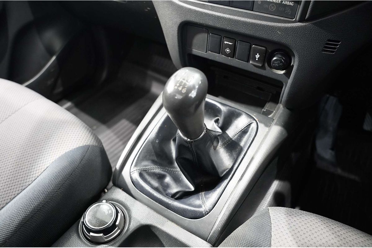 2019 Mitsubishi Triton GLX MR 4X4