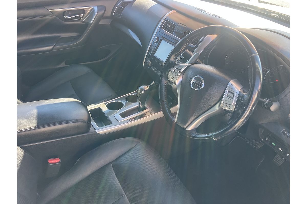 2013 Nissan Altima TI-S L33